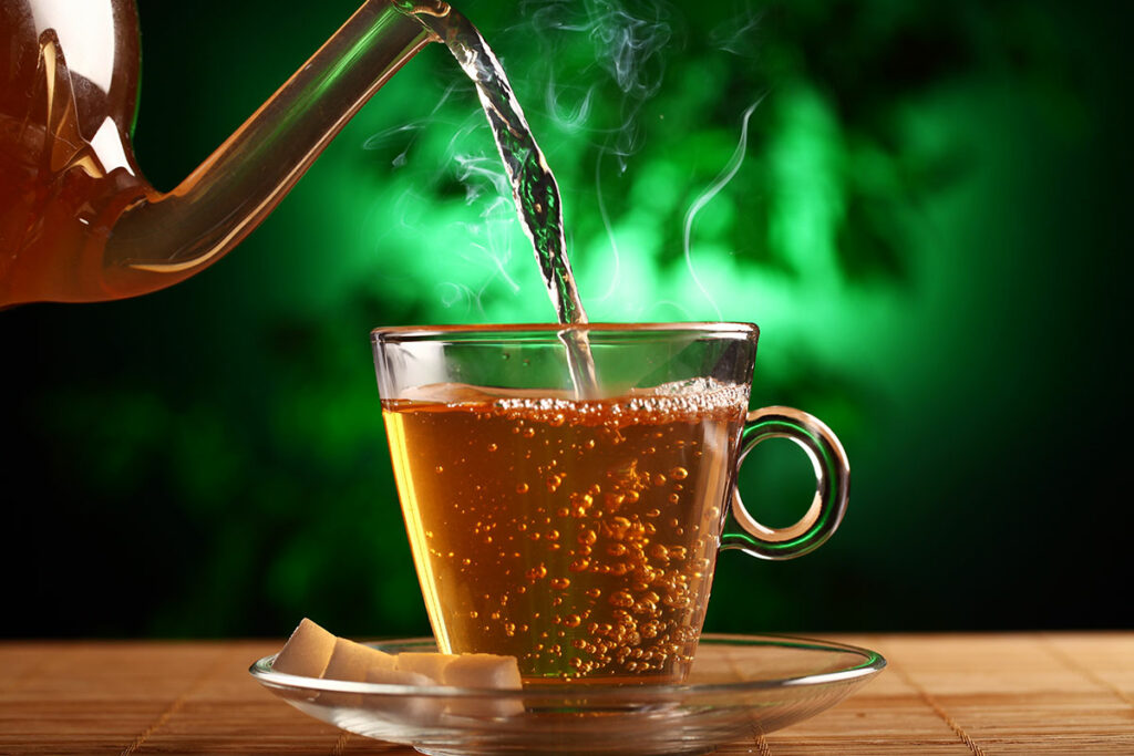 Is green tea a clear liquid?
