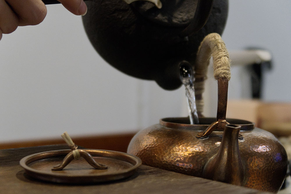 How many times can you steep tea? Pouring hot water into a pot of tea leaves